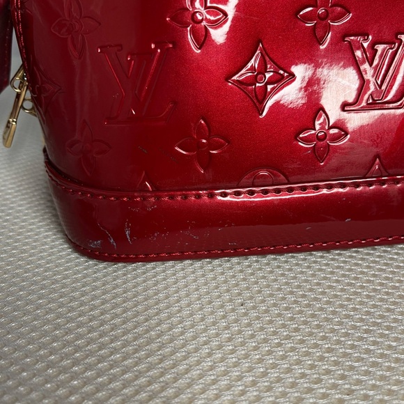 Louis Vuitton Vernis Alma BB Magenta - Picture 11 of 13
